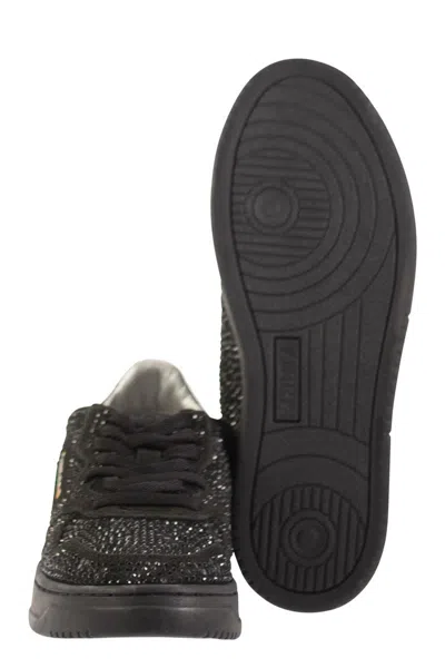 Autry Sneakers In Black