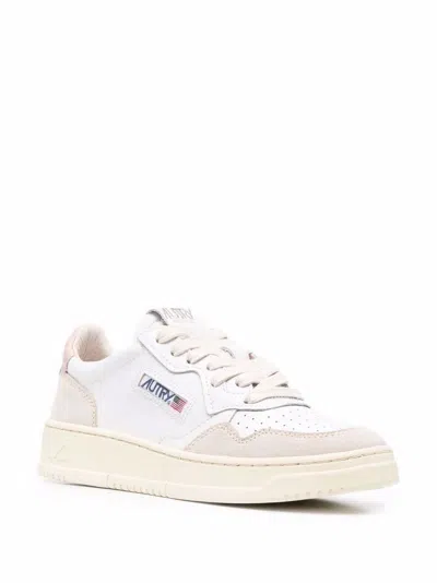 Autry Leather Round Toe Low Top Sneakers In White