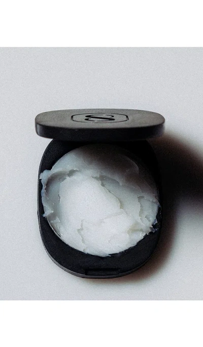 Sidia The Solid Perfume In White