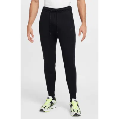 Nike Tech Fleece Joggers In Black