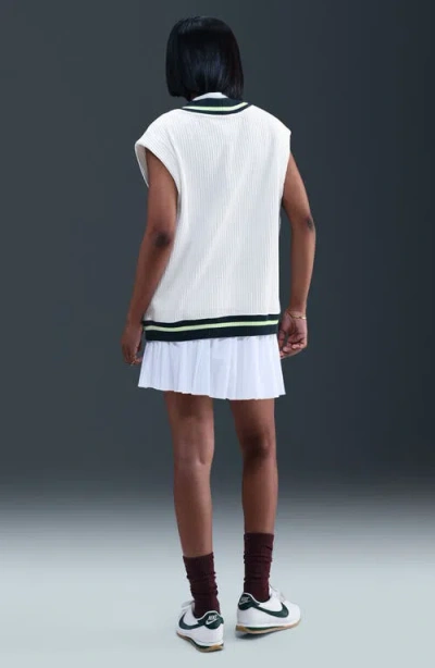 Nike Oversize Waffle Vest In White