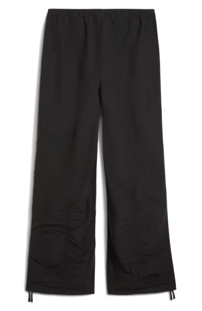 Puma Essential Parachute Pants In Black