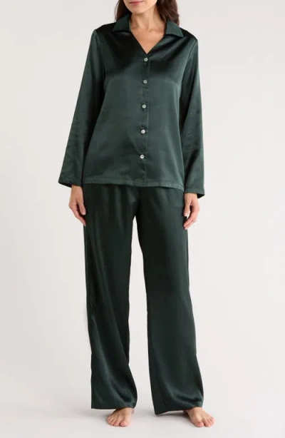 Kilo Brava Satin Pajamas In Green