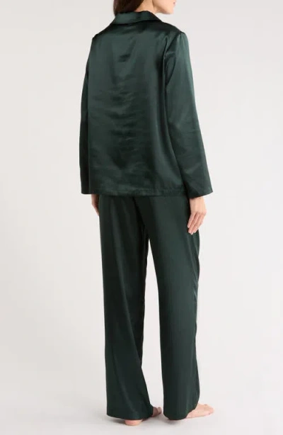 Kilo Brava Satin Pajamas In Green