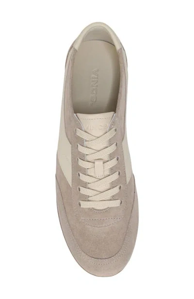 Vince La Runner Sneaker In Brown