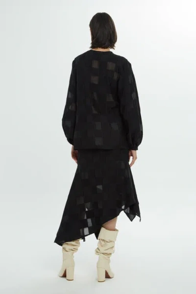 Gizia Black Long Sleeve Blouse With Cuff And Accessory Details In Black