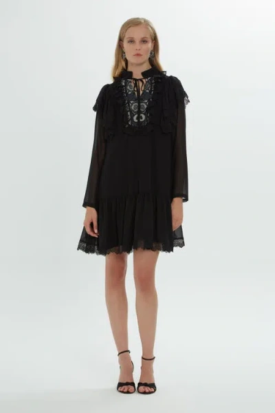 Gizia Short Black Dress With Long Sleeves And Tulle Details In Black