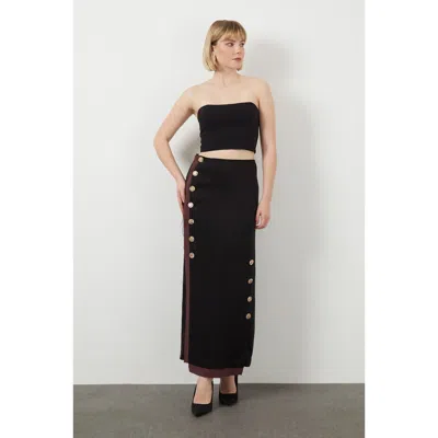Gizia Double-breasted Button Closure Long Unlined Black Skirt In Black