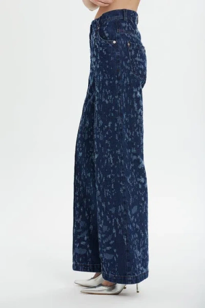 Gizia Belt And Button Detail Front Single-pleat Wide-leg Denim Pants In Blue