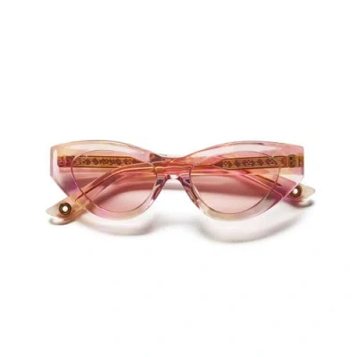 Vada Catfish Sunglasses In Pink