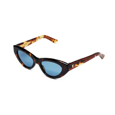 Vada Catfish Sunglasses In Black
