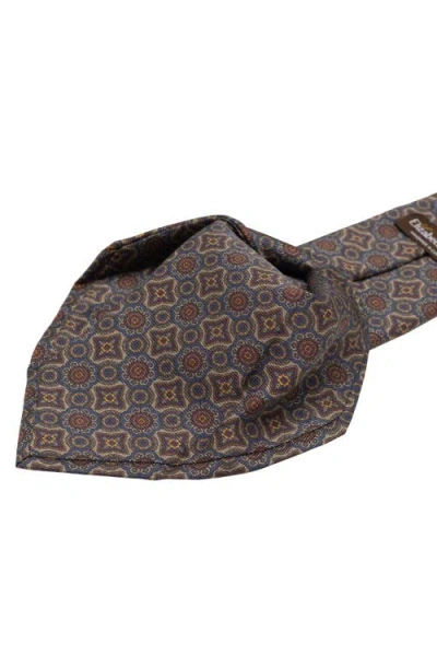 Elizabetta Lorenzo In Brown