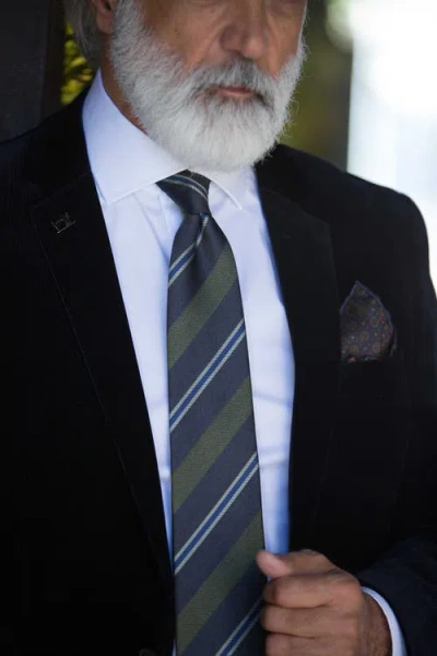 Elizabetta Flaminia In Black