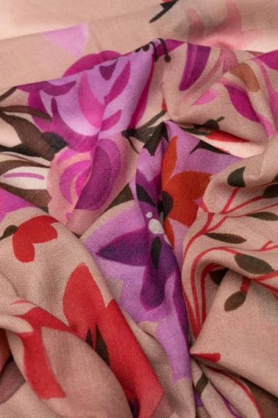 Elizabetta Rita In Pink