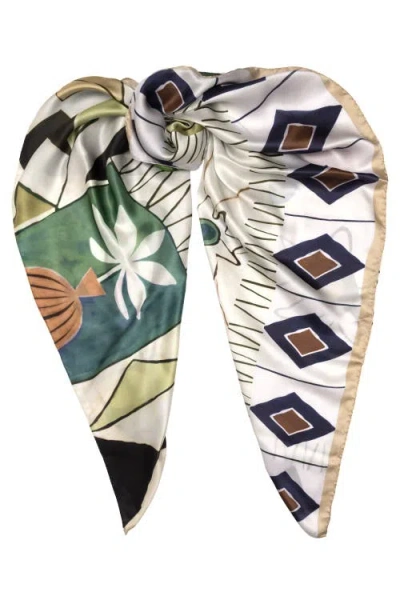 Elizabetta Lydia In White