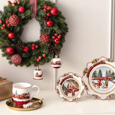 Villeroy & Boch Annual Christmas Edition Ball Ornament 2025 In Multi