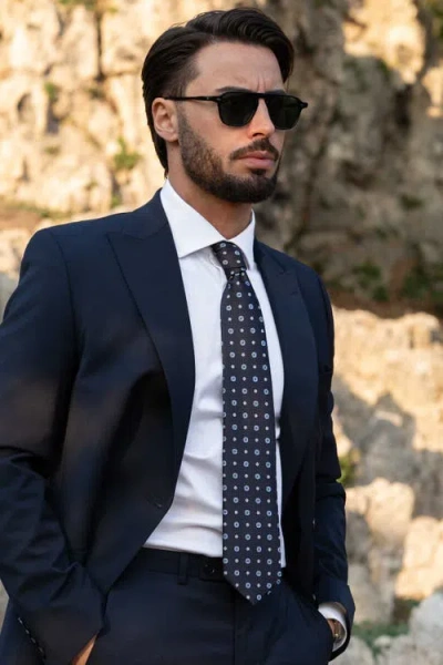 Elizabetta Benelli In Black