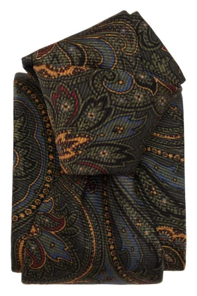 Elizabetta Marsala In Gray