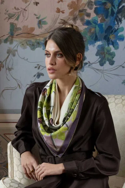 Elizabetta Tessa In White