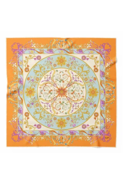 Elizabetta Paulina In Orange