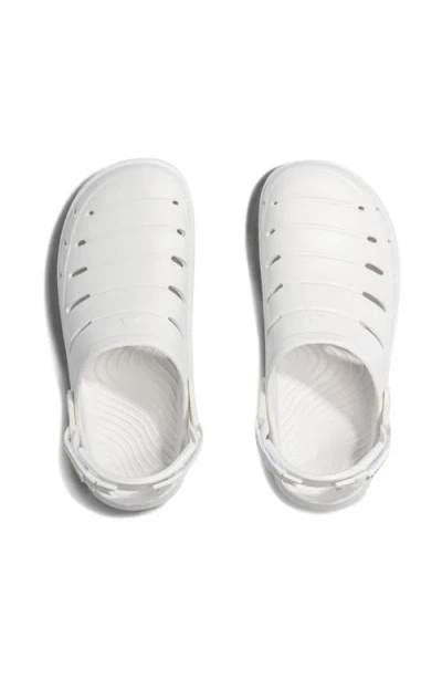 Rugged Shark Ladies Cove Clogs In White