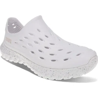 Rugged Shark Ladies Rift Slip-on Water Shoes In White