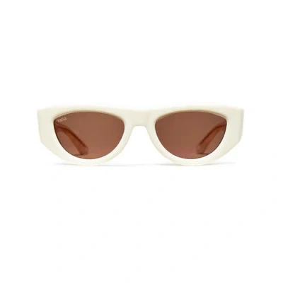 Vada Tokio Sunglasses In White