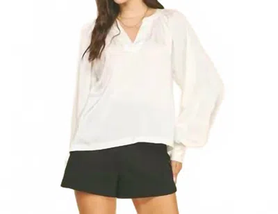 Pinch V-neck Woven Blouse Top In White In White