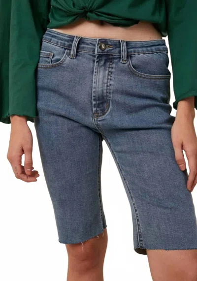 Listicle Amalfi Bermuda Shorts In Denim Blue In Blue