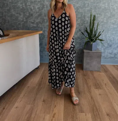 Blakeley Daisy Maxi Dress In Black Ivory In Multi
