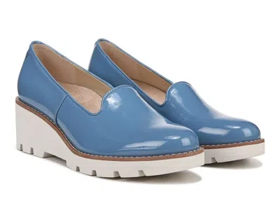 Vionic Willa Flats Women's Blue Patent Leather Wedge Heel Shoes Gal1490 In Blue