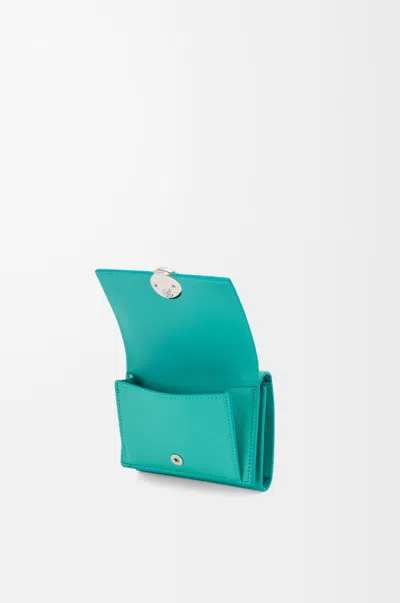 Loewe Pebble Trifold Wallet In Pebble Grain Calfskin In Green