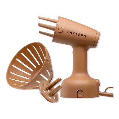 Pattern The Hair Steamer In Brown