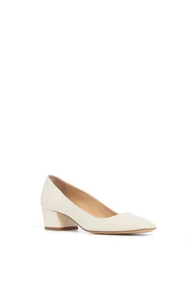 Gabriela Hearst Agathe Low Heel Pump In Ivory Leather In White