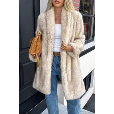 Truedames Solid Fluffy Faux Fur Shaggy Long Body Outwear In White