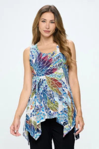 Truedames Hit Shark Bite Hem Tank In Multi