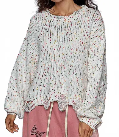 Pol Round Neck Fringed Hem Sweater In White In Multi