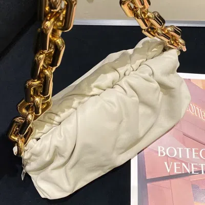 Bottega Veneta Women Pre-loved Bag Very Good Condition In Neutral
