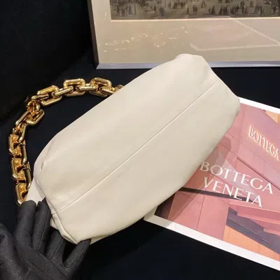 Bottega Veneta Women Pre-loved Bag Very Good Condition In Neutral