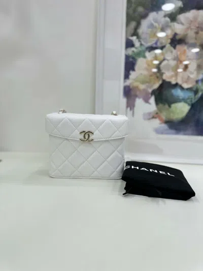 Pre-owned Chanel Women Pre-loved Bag Brand New Condition In Multi