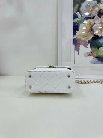 Pre-owned Chanel Women Pre-loved Bag Brand New Condition In Multi