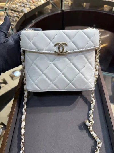 Pre-owned Chanel Women Pre-loved Bag Brand New Condition In Multi