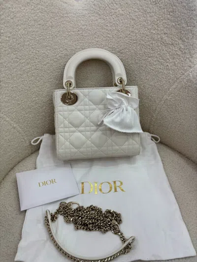 Dior Women Pre-loved Bag Brand New Condition In White
