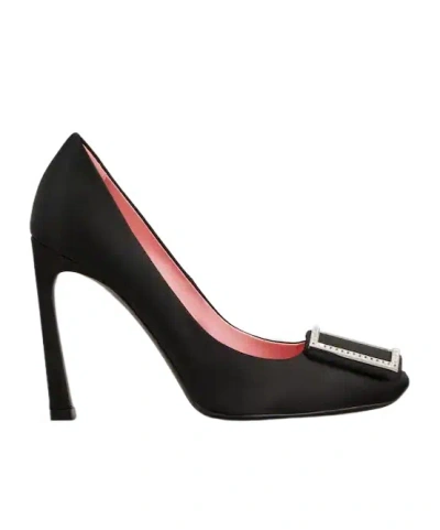Roger Vivier Trompette Pumps In Satin In Black