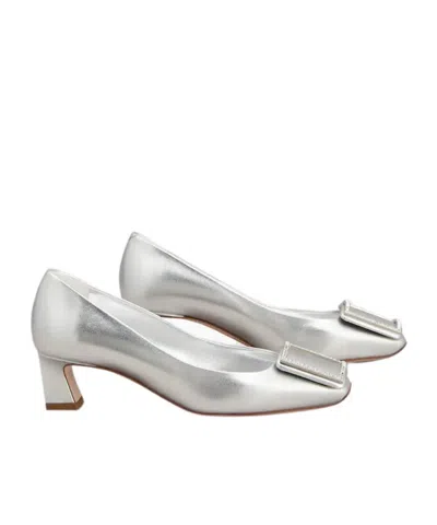 Roger Vivier Trompette Pumps In Leather In White