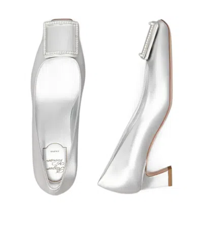 Roger Vivier Trompette Pumps In Leather In White