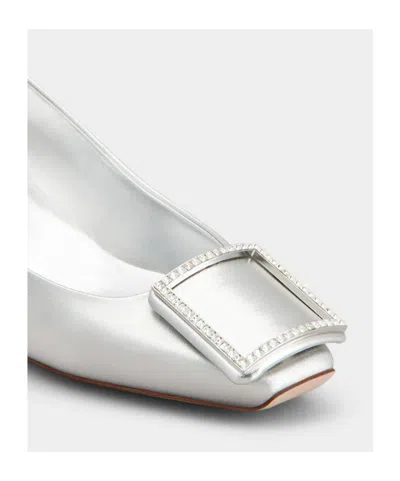 Roger Vivier Trompette Pumps In Leather In White