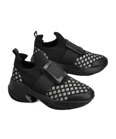 Roger Vivier Viv Run Sneakers In Black