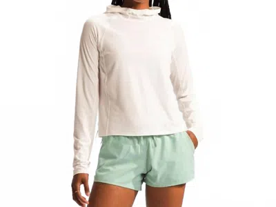 The North Face Adventure Sun Hoodie In White In White