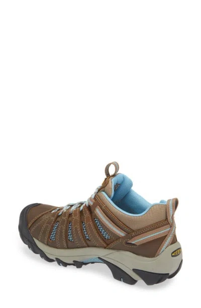 Keen Voyageur Hiking Shoe In Brown